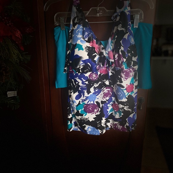 Vibrant Floral Swimsuit with Teal Overlay - Picture 2 of 3